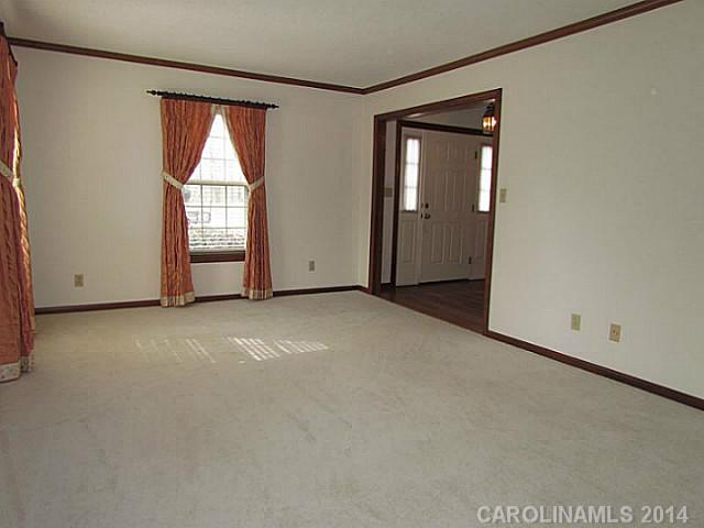 1482  Hardwood Circle Newton North Carolina 28658