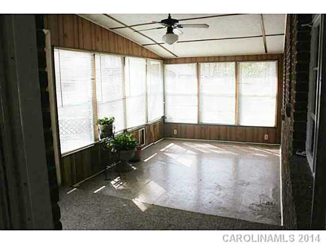 1711 W Sugar Creek Road Charlotte North Carolina 28262