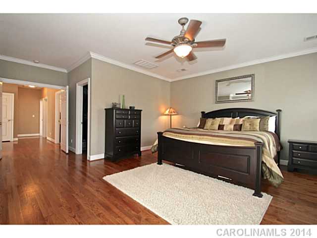 2204  Winter Street Charlotte North Carolina 28205
