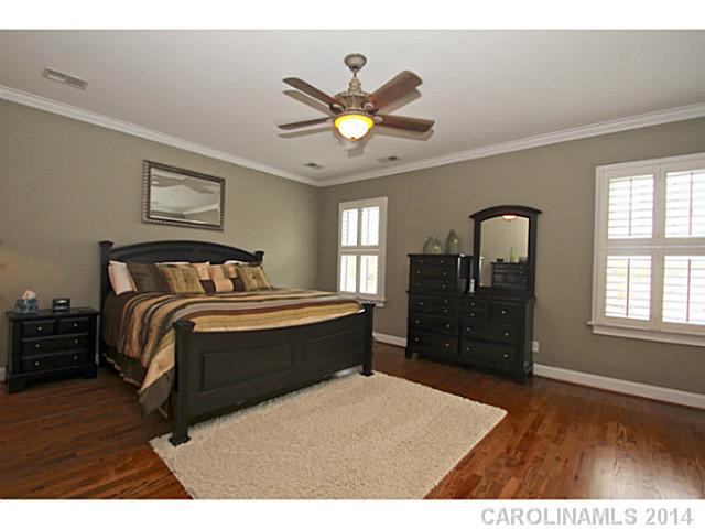 2204  Winter Street Charlotte North Carolina 28205