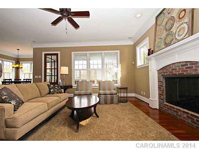 2204  Winter Street Charlotte North Carolina 28205