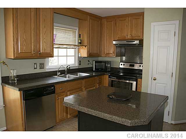 9646  Whitewood Trail Charlotte North Carolina 28269