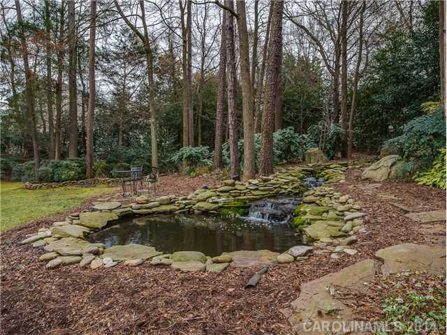 2829  Cross Country Road Charlotte North Carolina 28270