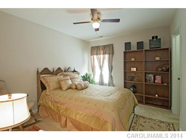 6611  Latherton Lane Charlotte North Carolina 28278