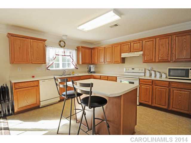 6611  Latherton Lane Charlotte North Carolina 28278