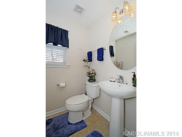 6611  Latherton Lane Charlotte North Carolina 28278