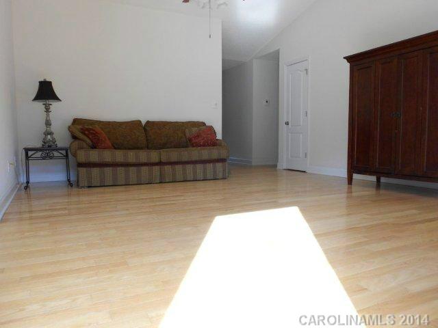 5145  Beaver Court Hickory North Carolina 28602