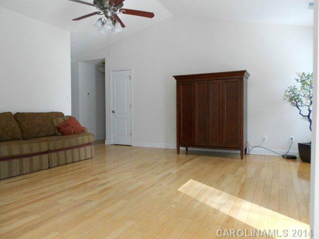 5145  Beaver Court Hickory North Carolina 28602