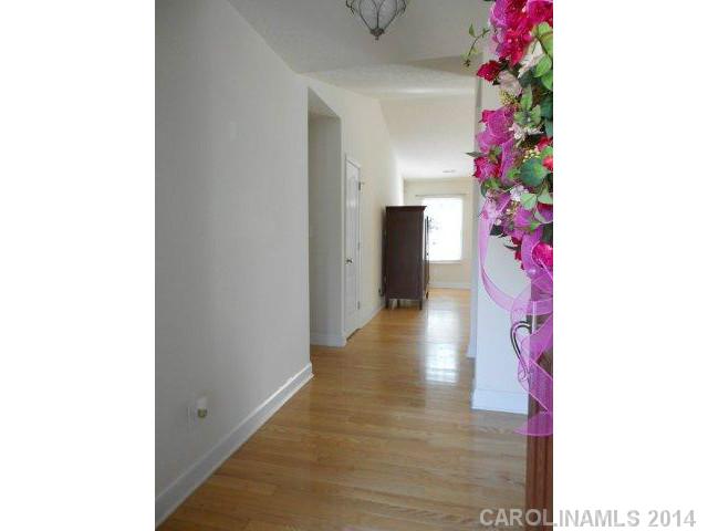 5145  Beaver Court Hickory North Carolina 28602