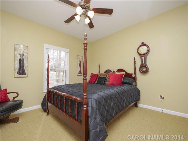 134  Creekwood Drive Dallas North Carolina 28034