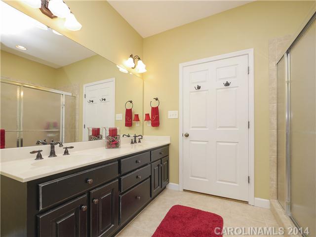 134  Creekwood Drive Dallas North Carolina 28034