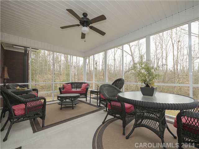 134  Creekwood Drive Dallas North Carolina 28034