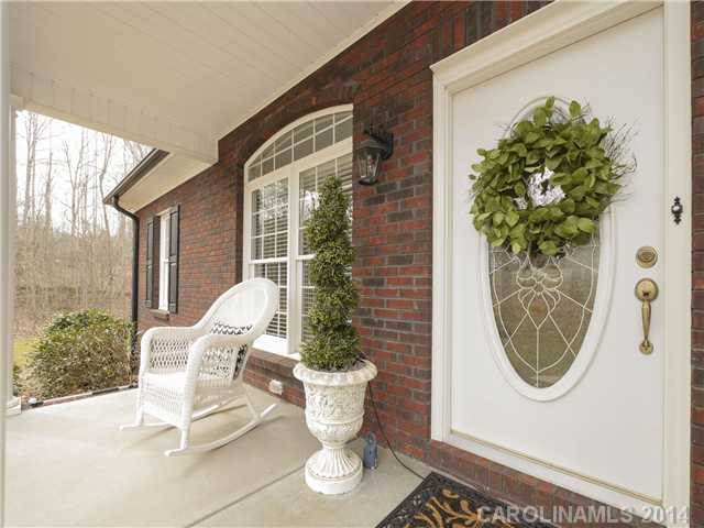 134  Creekwood Drive Dallas North Carolina 28034