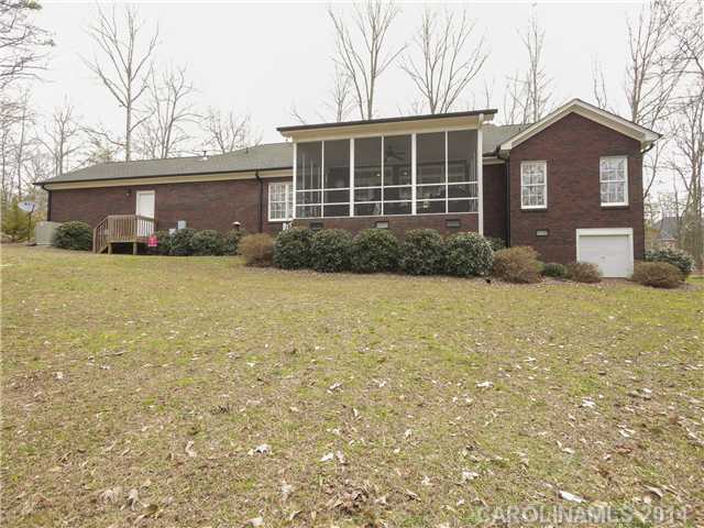 134  Creekwood Drive Dallas North Carolina 28034