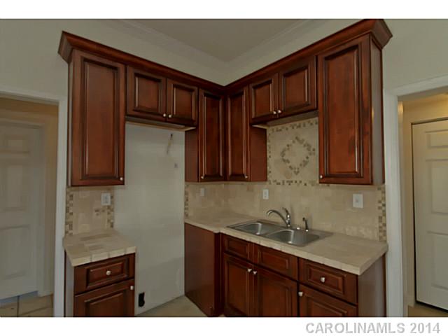 22  Selma Avenue Mooresville North Carolina 28115