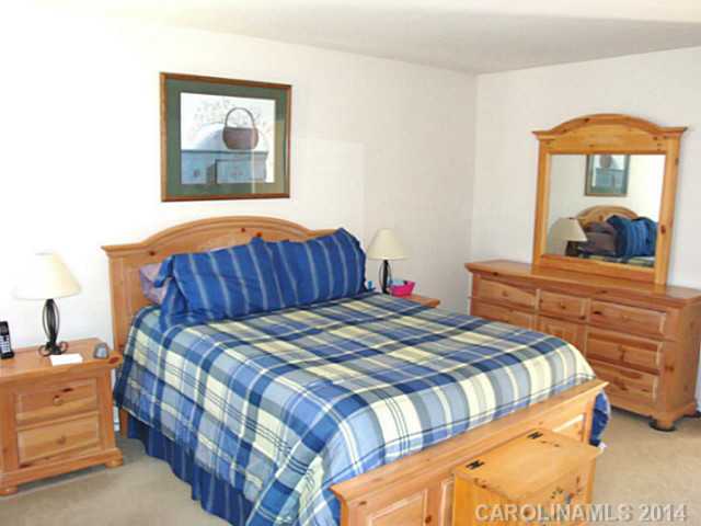 6906  Carrington Pointe Drive Huntersville North Carolina 28078