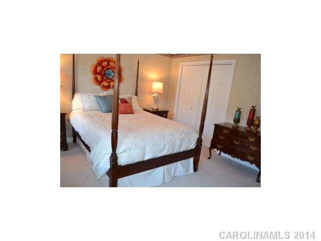 4055 NE Pinecrest Drive Hickory North Carolina 28601