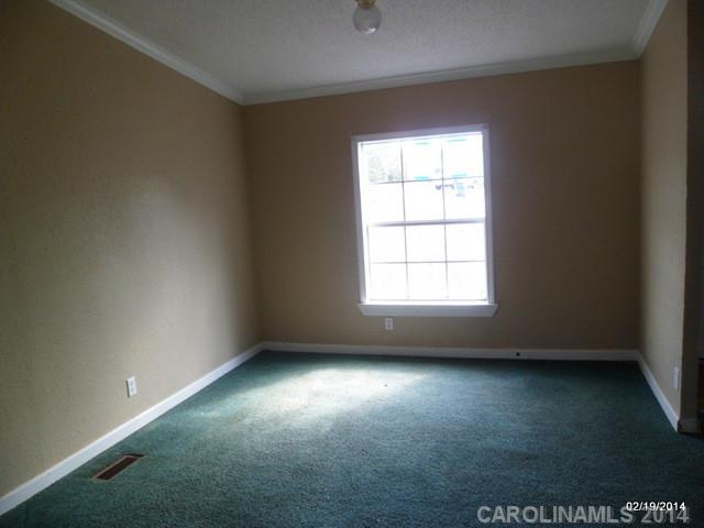 604  Ridgewood Court Mount Holly North Carolina 28120