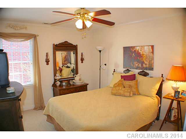 1267  Kennett Avenue Gastonia North Carolina 28054