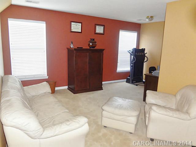 4718  Ambridge Drive Charlotte North Carolina 28216