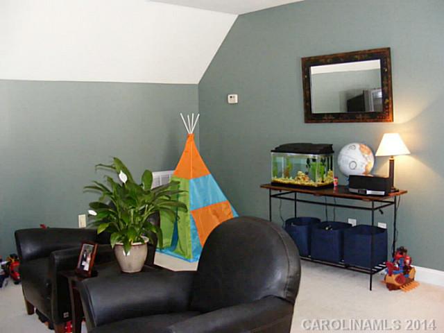 10124  Caldwell Forest Drive Charlotte North Carolina 28213