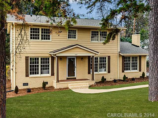 1707  Redcoat Drive Charlotte North Carolina 28211