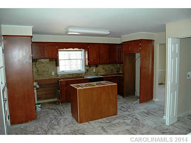 7030  Delta Lake Drive Charlotte North Carolina 28215