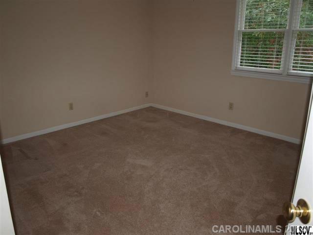 1740  29th Ave Place Hickory North Carolina 28601