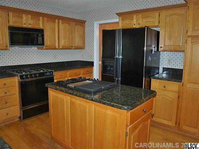 1740  29th Ave Place Hickory North Carolina 28601