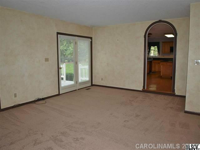 1740  29th Ave Place Hickory North Carolina 28601
