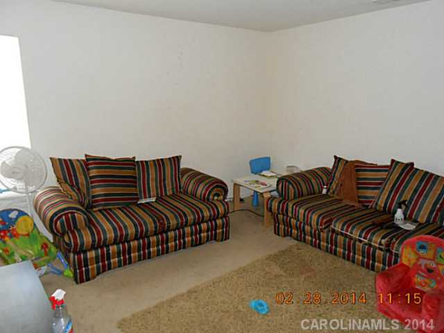 2307  Gooseberry Road Charlotte North Carolina 28208