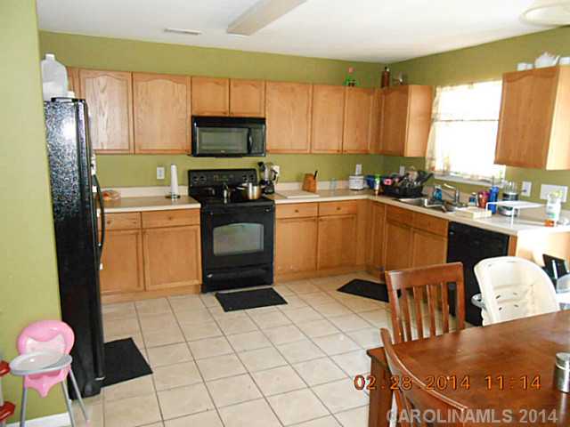 2307  Gooseberry Road Charlotte North Carolina 28208