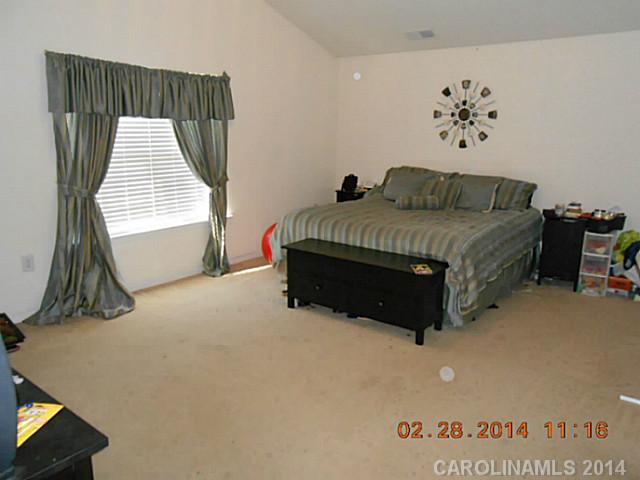 2307  Gooseberry Road Charlotte North Carolina 28208