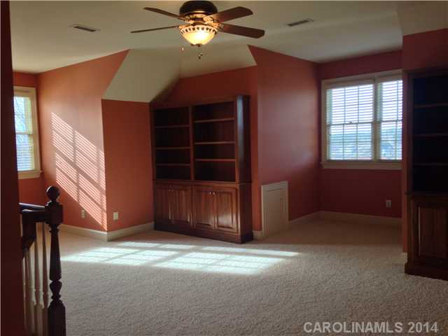 4321 NW 4th St Circle Hickory North Carolina 28601