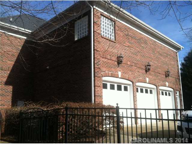 4321 NW 4th St Circle Hickory North Carolina 28601