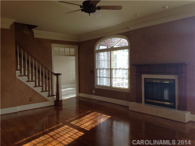 4321 NW 4th St Circle Hickory North Carolina 28601